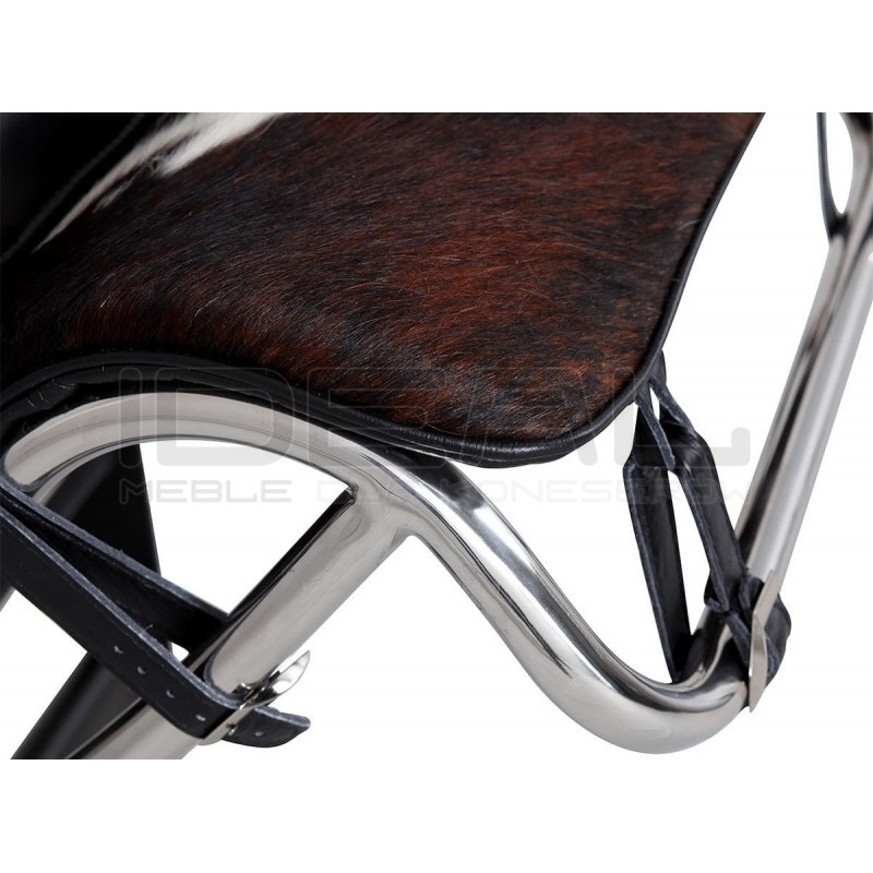 Leżanka inspirowana projektem Lc4 w Skórze Pony