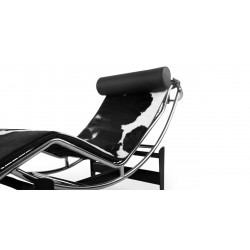 Leżanka inspirowana projektem Lc4 w Skórze Pony