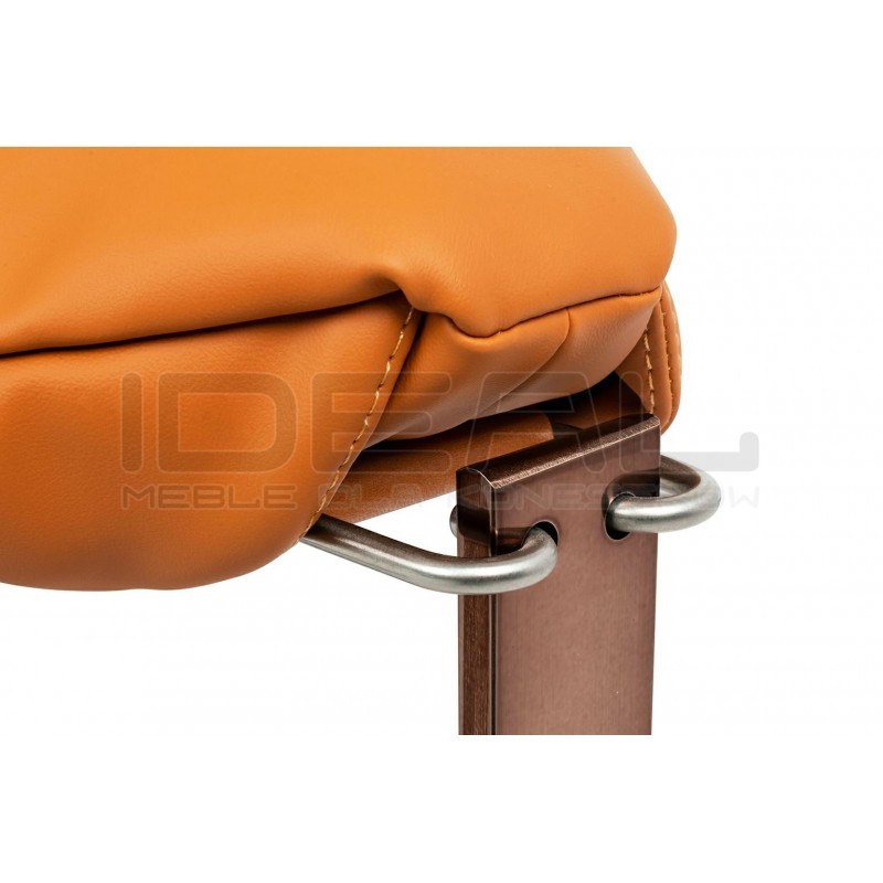 Fotel bauhaus ARNI LOW z podnóżkiem