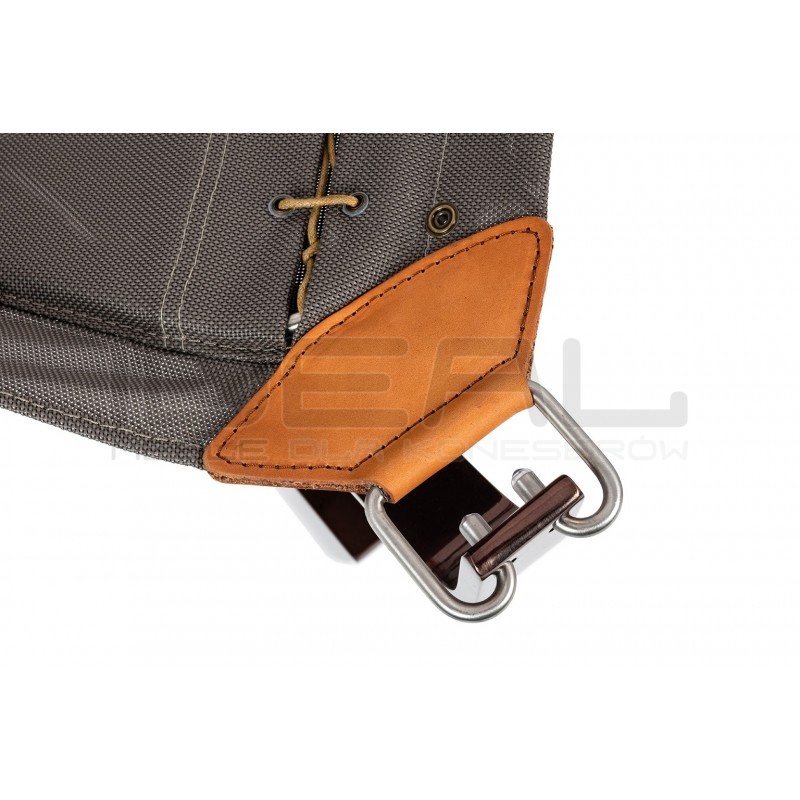 Fotel bauhaus ARNI LOW z podnóżkiem