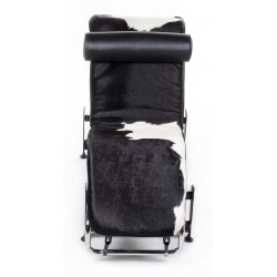 Szezlong inspirowany projektem LC4 Pony