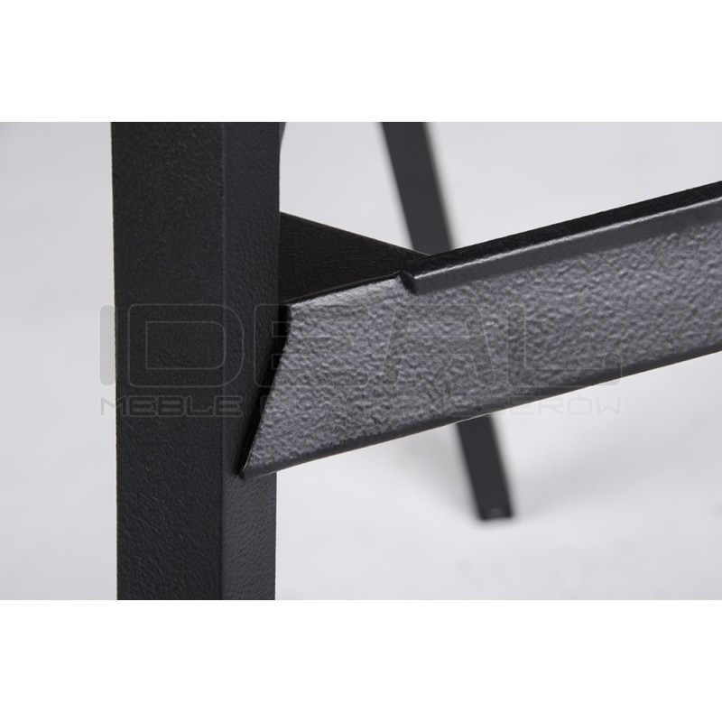 Hoker Inspirowany Projektem One Premium