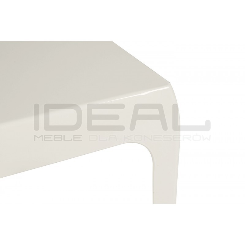 Mały stolik Ghost beżowy