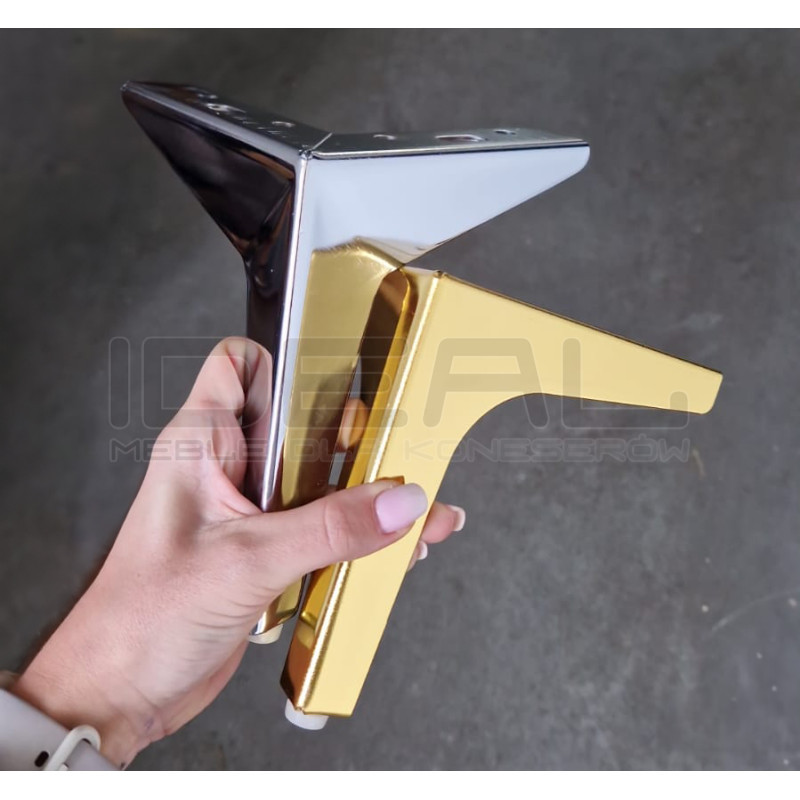 Sofa Glamour Chesterfield Luton 3 os. złote nogi