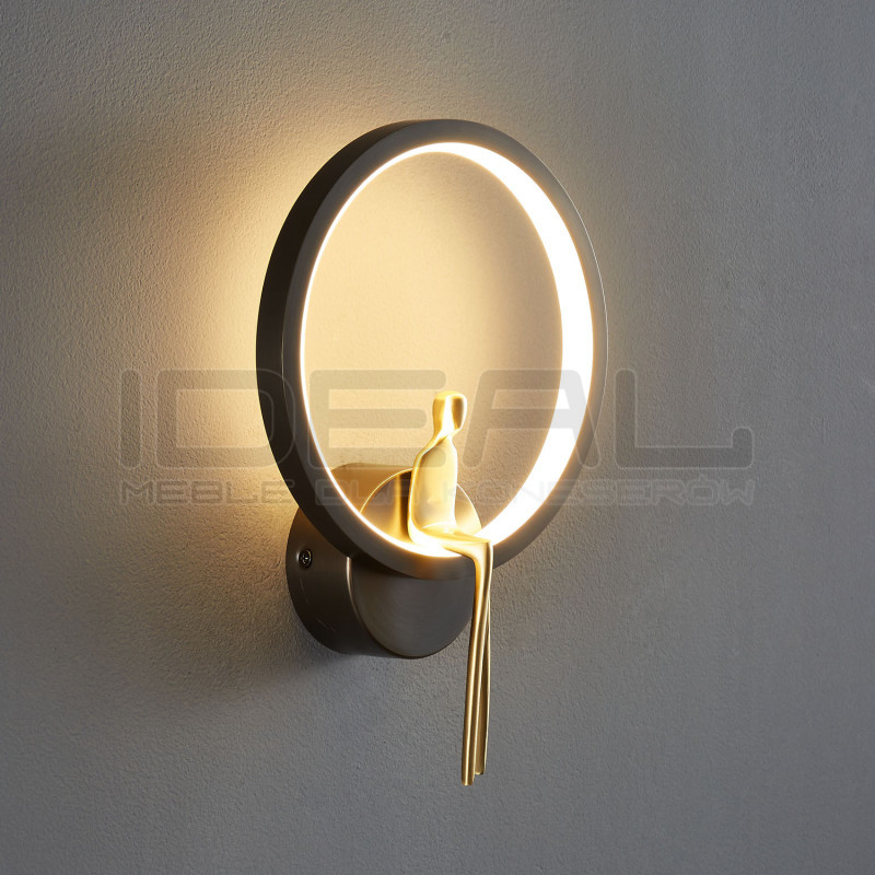 Kinkiet AMICI RING – mosiądz, LED i artystyczny charakter