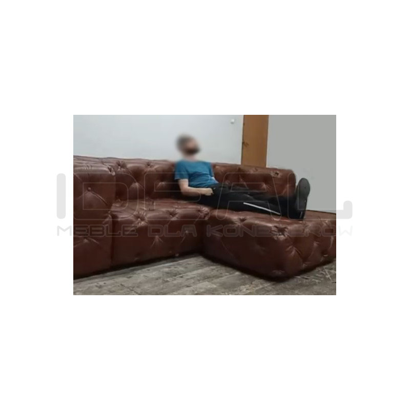 Sofa z pufą jak narożnik Chesterfield Moon skóra | IdealMeble.pl