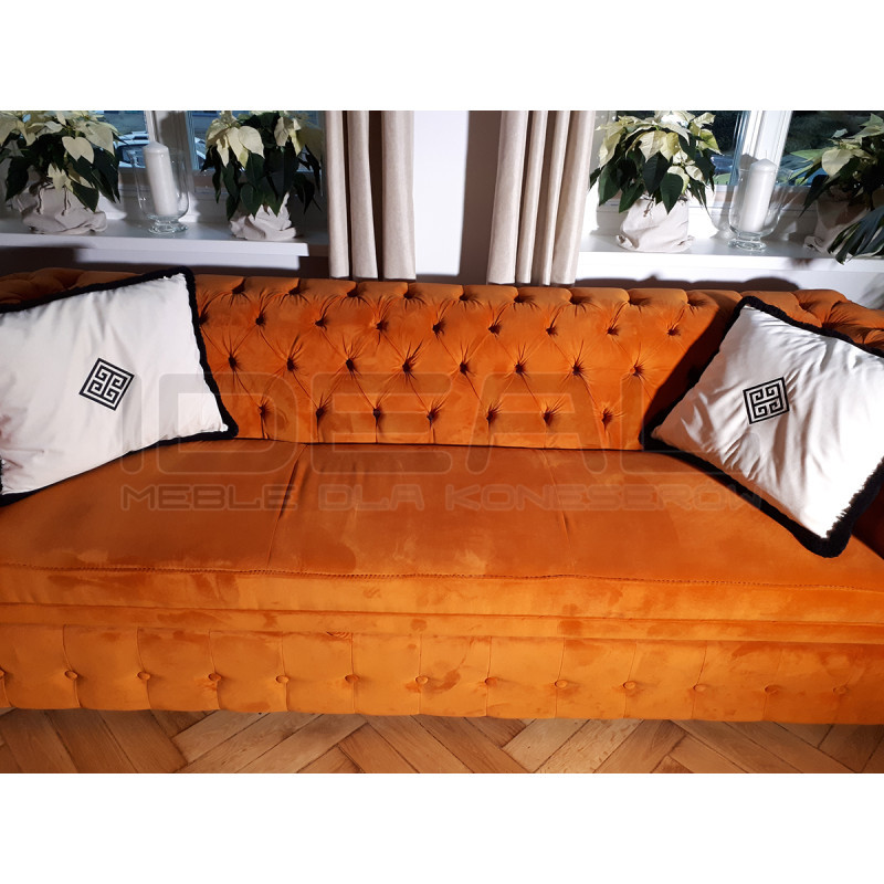 Pikowana Sofa Chesterfield Normal Relax z f. spania 4 os.