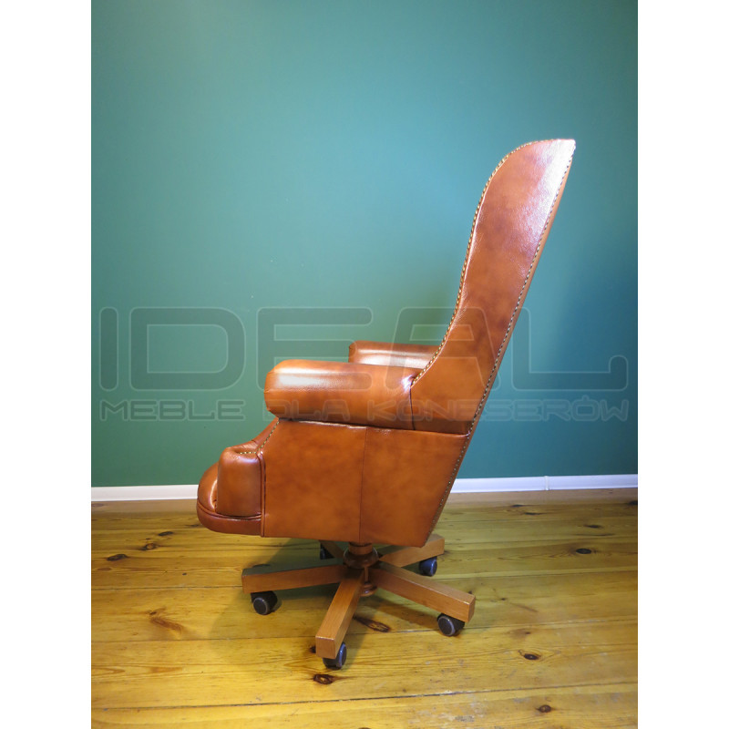 Fotel biurowy Chesterfield z pikowanym siedziskiem Edward w skórze