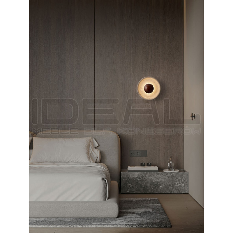 Kinkiet Saturn z trawertynu i drewna – lampa ścienna LED