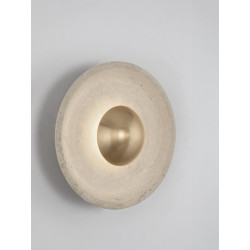 Okrągły kinkiet Saturn z kamienia – elegancja trawertynu i złota