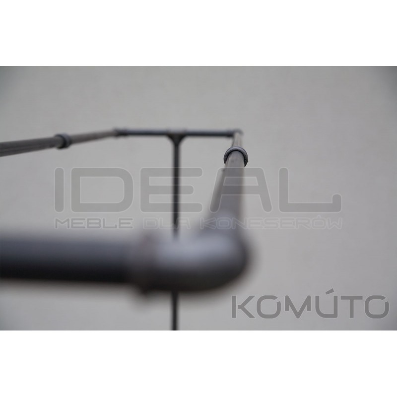 Wieszak Paip  - Komúto