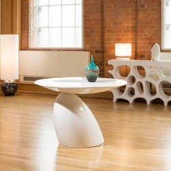 Stół inspirowany projektem Parabel table