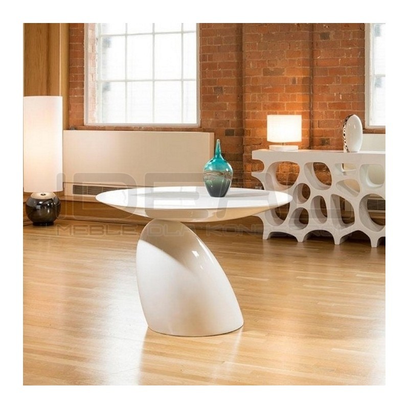 Stół inspirowany projektem Parabel table