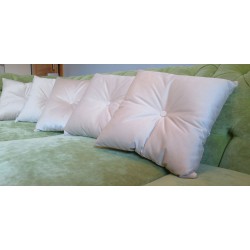 Poduszka ozdobna 40x40 cm pikowana z guziczkiem pośrodku