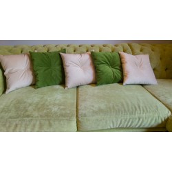Poduszka ozdobna 40x40 cm pikowana z guziczkiem pośrodku