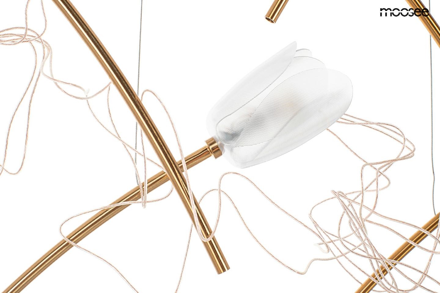 złota lampa tulippe line nad stół